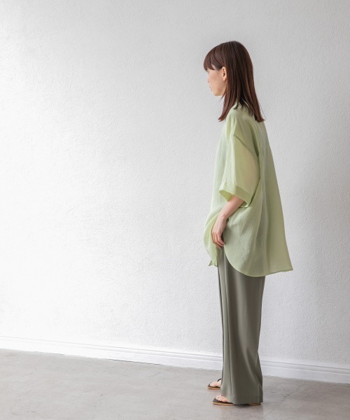 yuw（ユウ）の「シアーシャツＳＳ　951584（シャツ/ブラウス・レディース・オフホワイト/ピンク/イエロー/グリーン・FREE）」の19枚目の写真