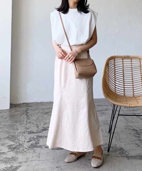 LIAN（リアン）の「リネンブレンドマーメイドスカート（スカート・レディース・アイボリー/ブラック/ブラウン/ベージュ・FREE）」の5枚目の写真