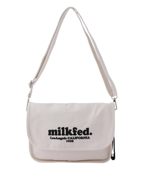 MILKFED.(ミルクフェド)の「ROUND CANVAS SHOULDERBAG(ショルダーバッグ・レディース・ベージュ/ライトピンク/ブラック/ホワイト・ONE SIZE)」の5枚目の写真