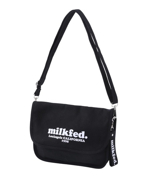 MILKFED.(ミルクフェド)の「ROUND CANVAS SHOULDERBAG(ショルダーバッグ・レディース・ベージュ/ライトピンク/ブラック/ホワイト・ONE SIZE)」の8枚目の写真