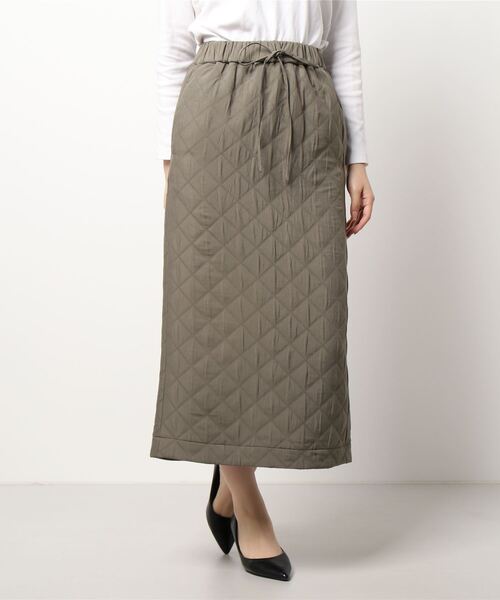 Mila Owen（ミラオーウェン）の「キルティング後ベンツストレートスカート（スカート・レディース・ブラック/カーキ/アイボリー・1/0）」の15枚目の写真