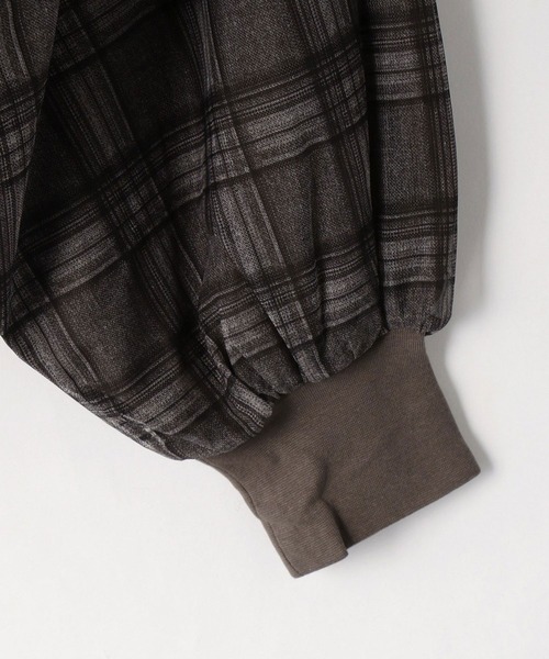 179/WG(イチナナキュウダブルジー)の「リバーシブルチュールオーバープル(Tシャツ/カットソー・レディース・ブラック/チャコールグレー/ベージュ・FREE)」の14枚目の写真