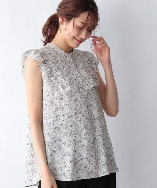 GLOBAL WORK(グローバルワーク)の「フレンチフリルブラウス【MATINEE LINE】/954854(シャツ/ブラウス・レディース・ブラック/オフホワイト/グリーン系その他4・MEDIUM/LARGE)」の2枚目の写真