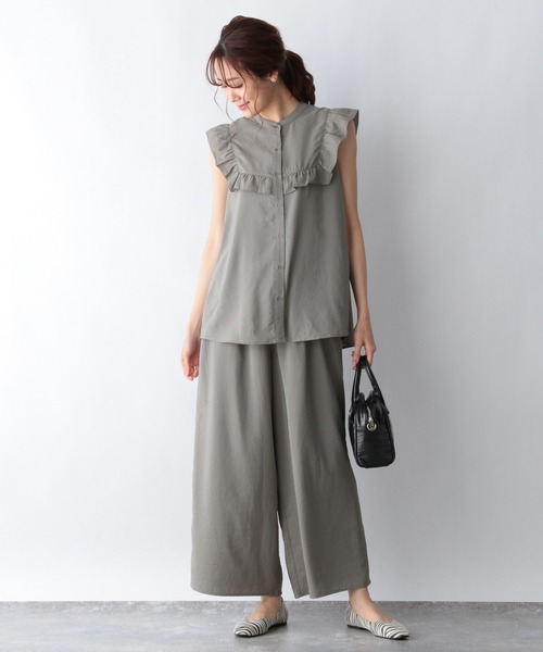GLOBAL WORK(グローバルワーク)の「フレンチフリルブラウス【MATINEE LINE】/954854(シャツ/ブラウス・レディース・ブラック/オフホワイト/グリーン系その他4・MEDIUM/LARGE)」の9枚目の写真