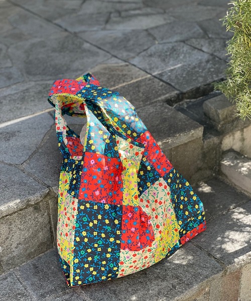 BAGGU(バグー)の「WEB限定/BAGGU/バグゥ 限定STANDARD(エコバッグ/サブバッグ・レディース・グリーン/イエロー/その他・FREE)」の3枚目の写真