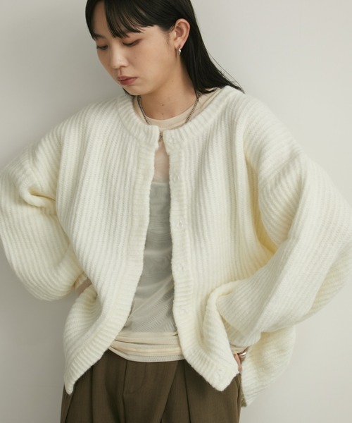 Aunt Marie's（アントマリーズ）の「【ロングセラー！】ミックスボリュームニットカーディガン（カーディガン/ボレロ・レディース・オレンジ/ブラック/アイボリー/グリーン/ライトブルー/スモークピンク/ライトグレー/パープル/レッド/モカ・FREE）」の15枚目の写真