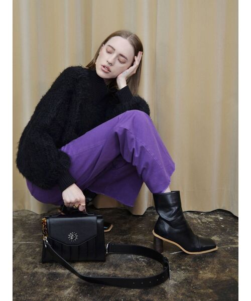 EVRIS（エヴリス）の「バイカラーデザインショートブーツ（ブーツ・レディース・ブラック/ブラウン・SMALL/MEDIUM/LARGE）」の16枚目の写真