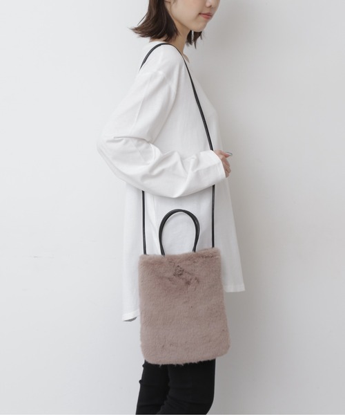 FREE'S MART（フリーズマート）の「◆ミニファーバッグ（ハンドバッグ・レディース・ホワイト/グレー・ﾌﾘ-）」の4枚目の写真