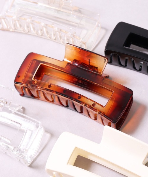 BAYBLO（ベイブロ）の「(SB)ビックスクエア ヘアクリップ（バレッタ/ヘアクリップ・レディース・シャンパン/ダークオレンジ/クリーム/クリア/ブルーグレー/マスタード/ブラウン系その他/バーガンディー/ピンク/アイボリー/モスグリーン/ベージュ/ブラウン/スミクロ/クリアブラック/エンジ・FREE）」の17枚目の写真