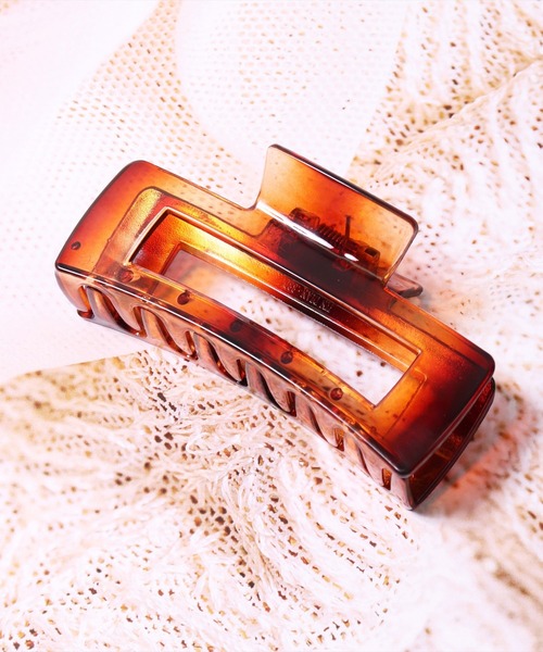 BAYBLO（ベイブロ）の「(SB)ビックスクエア ヘアクリップ（バレッタ/ヘアクリップ・レディース・シャンパン/ダークオレンジ/クリーム/クリア/ブルーグレー/マスタード/ブラウン系その他/バーガンディー/ピンク/アイボリー/モスグリーン/ベージュ/ブラウン/スミクロ/クリアブラック/エンジ・FREE）」の22枚目の写真