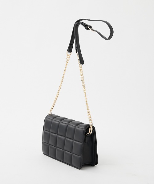 COLONY 2139（コロニートゥーワンスリーナイン）の「キルトチェーンショルダーバッグ（ショルダーバッグ・レディース・アイボリー/ブラック・FREE）」の9枚目の写真