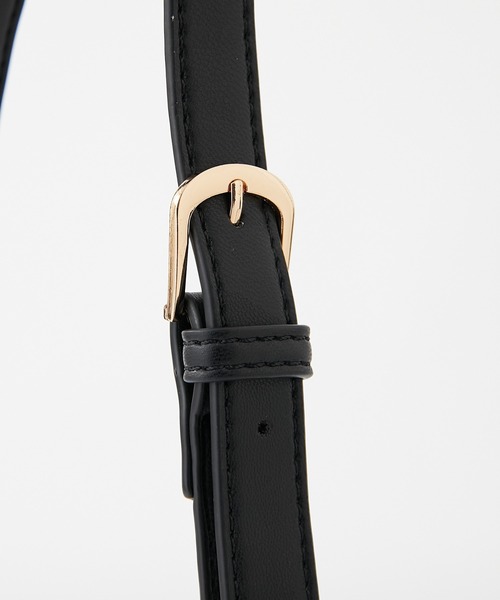 COLONY 2139（コロニートゥーワンスリーナイン）の「キルトチェーンショルダーバッグ（ショルダーバッグ・レディース・アイボリー/ブラック・FREE）」の4枚目の写真