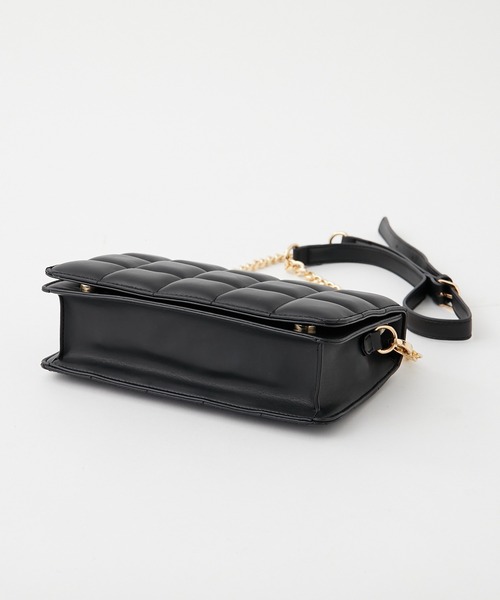 COLONY 2139（コロニートゥーワンスリーナイン）の「キルトチェーンショルダーバッグ（ショルダーバッグ・レディース・アイボリー/ブラック・FREE）」の10枚目の写真