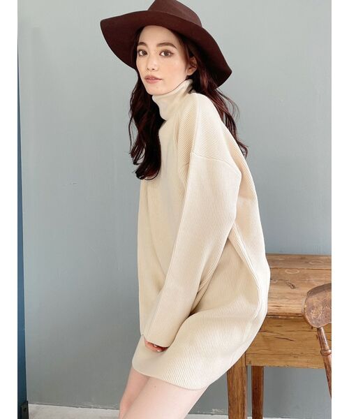 GYDA(ジェイダ)の「タートルネックルーズ ニット ワンピース(ワンピース・レディース・アイボリー/ブラック・FREE)」の15枚目の写真