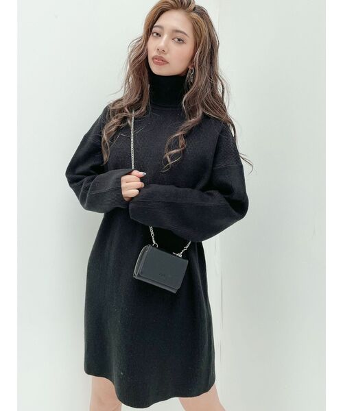 GYDA(ジェイダ)の「タートルネックルーズ ニット ワンピース(ワンピース・レディース・アイボリー/ブラック・FREE)」の13枚目の写真