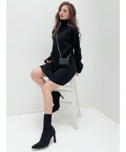 GYDA(ジェイダ)の「タートルネックルーズ ニット ワンピース(ワンピース・レディース・アイボリー/ブラック・FREE)」の10枚目の写真