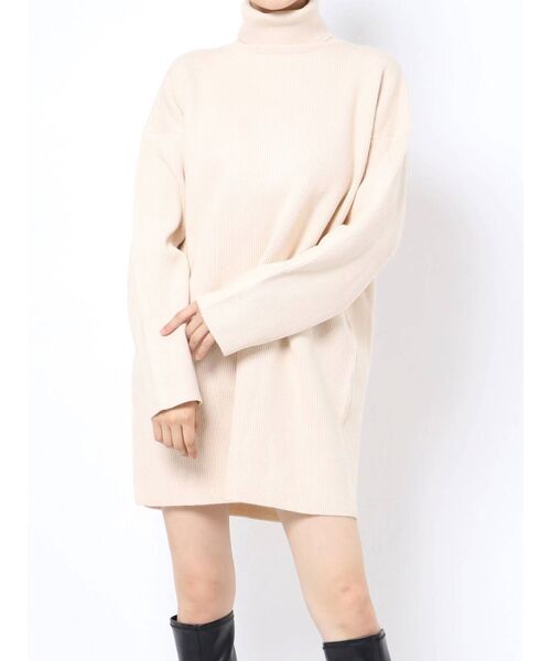 GYDA(ジェイダ)の「タートルネックルーズ ニット ワンピース(ワンピース・レディース・アイボリー/ブラック・FREE)」の16枚目の写真