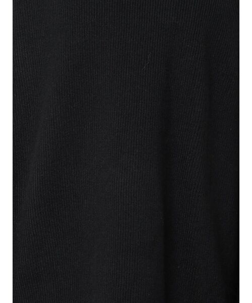 GYDA(ジェイダ)の「タートルネックルーズ ニット ワンピース(ワンピース・レディース・アイボリー/ブラック・FREE)」の17枚目の写真