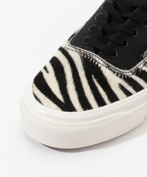 TOMORROWLAND （トゥモローランド）の「VANS ERA 95 DX Zebra スニーカー（スニーカー・メンズ・ブラック系その他・8/10/9）」の2枚目の写真