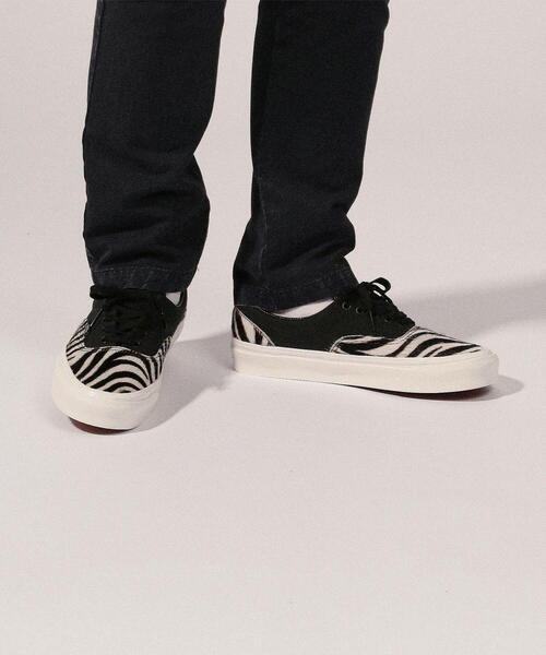 TOMORROWLAND （トゥモローランド）の「VANS ERA 95 DX Zebra スニーカー（スニーカー・メンズ・ブラック系その他・8/10/9）」の7枚目の写真