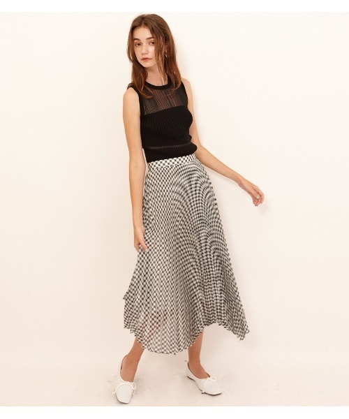 LE CIEL BLEU(ルシェルブルー)の「Sheer Gingaham Pleated Skirt(スカート・レディース・ブラック/ブラウン・38/34/36)」の2枚目の写真