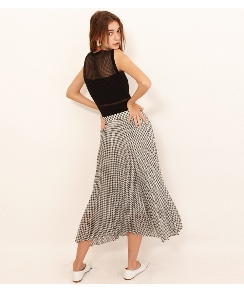 LE CIEL BLEU(ルシェルブルー)の「Sheer Gingaham Pleated Skirt(スカート・レディース・ブラック/ブラウン・38/34/36)」の7枚目の写真