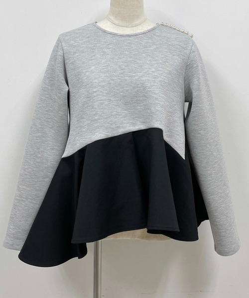PICCIN（ピッチン）の「肩パール裾アシメ切替プルオーバー（Tシャツ/カットソー・レディース・ライトグレー/ブラック・M）」の5枚目の写真