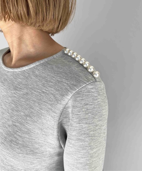 PICCIN（ピッチン）の「肩パール裾アシメ切替プルオーバー（Tシャツ/カットソー・レディース・ライトグレー/ブラック・M）」の3枚目の写真