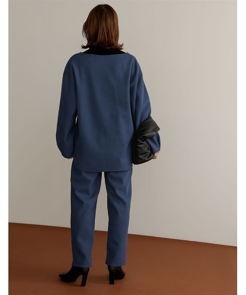 Re:EDIT（リエディ）の「軽くて暖かいリサイクルストレッチ圧縮ニットソー深Vネックプルオーバー（その他トップス・レディース・ブラック/グレー系その他/ブルー/ベージュ・MEDIUM/LARGE）」の21枚目の写真