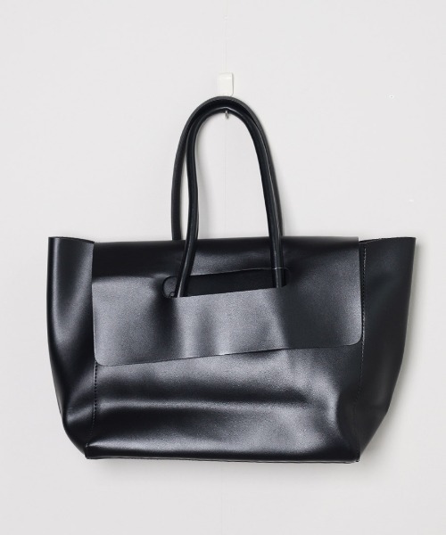 shopnikoniko(ショップニコニコ)の「合成皮革 トートバッグ(トートバッグ・レディース・ベージュ/ブラック/ブラウン・フリー)」の6枚目の写真