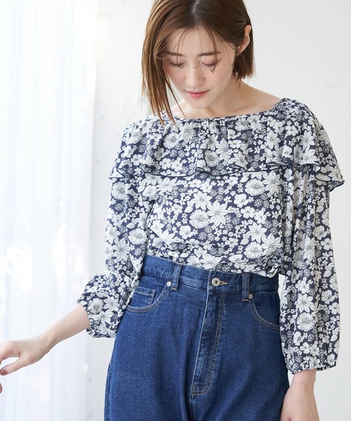 ROPE' PICNIC(ロペピクニック)の「ラッフルデザインブラウス(シャツ/ブラウス・レディース・ネイビー/オフホワイト/イエロー・38)」の2枚目の写真