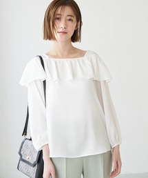 ラッフルデザインブラウス