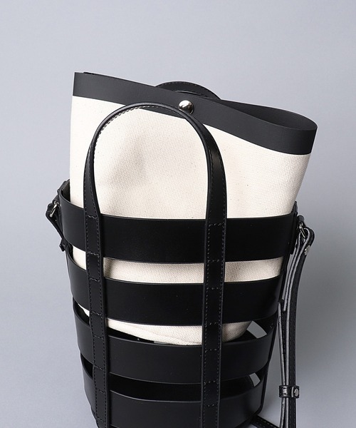 YAHKI(ヤーキ)の「【 YAHKI / ヤーキ 】 W FACE LEATHER SHOULDER / レザーショルダーバッグ(ショルダーバッグ・レディース・ホワイト/ブラック・FREE)」の15枚目の写真