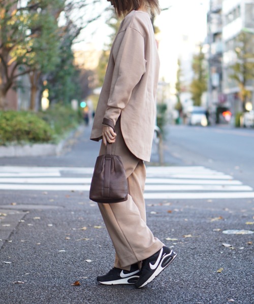 made in standard （メイドインスタンダード）の「MADE IN STANDARD/メイドインスタンダード SET-UP TOPS（Tシャツ/カットソー・レディース・ベージュ/ブラック・ONE SIZE）」の7枚目の写真