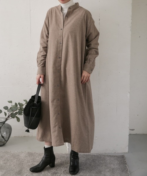 URBAN RESEARCH DOORS（アーバンリサーチドアーズ）の「コットンフランネルシャツワンピース（ワンピース・レディース・ベージュ/ネイビー/グレー・ONE）」の8枚目の写真