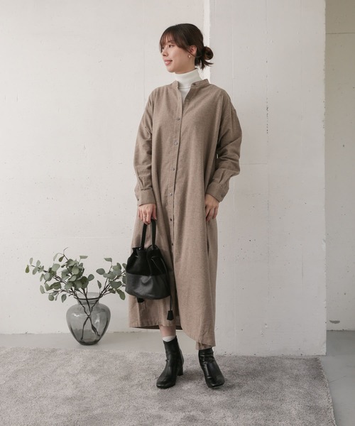 URBAN RESEARCH DOORS（アーバンリサーチドアーズ）の「コットンフランネルシャツワンピース（ワンピース・レディース・ベージュ/ネイビー/グレー・ONE）」の11枚目の写真