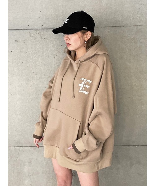 ENVYM（アンビー）の「オーバールーズロゴＰＯ（Tシャツ/カットソー・レディース・ホワイト/ブラック/ベージュ/ピンク・FREE）」の7枚目の写真