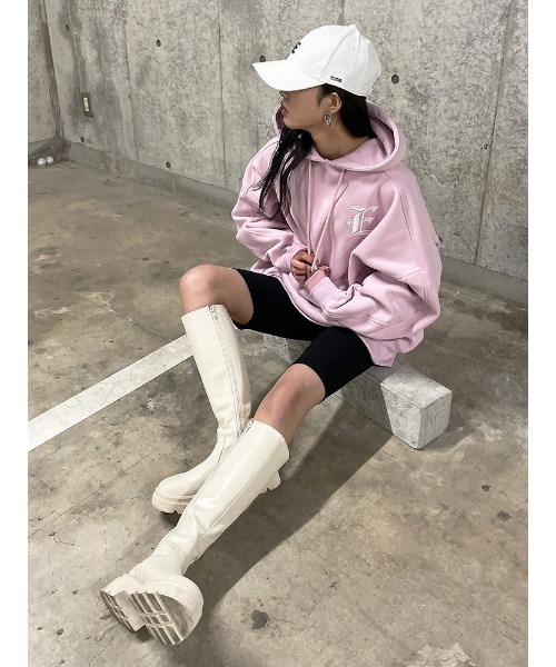 ENVYM（アンビー）の「オーバールーズロゴＰＯ（Tシャツ/カットソー・レディース・ホワイト/ブラック/ベージュ/ピンク・FREE）」の10枚目の写真