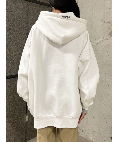 ENVYM（アンビー）の「オーバールーズロゴＰＯ（Tシャツ/カットソー・レディース・ホワイト/ブラック/ベージュ/ピンク・FREE）」の21枚目の写真