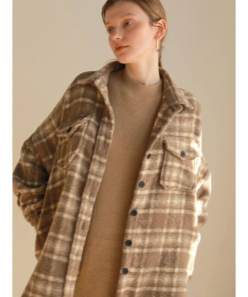 ACYM(アシーム)の「Over check shirt ジャケット(テーラードジャケット・レディース・ベージュ/チャコールグレー・FREE)」の4枚目の写真