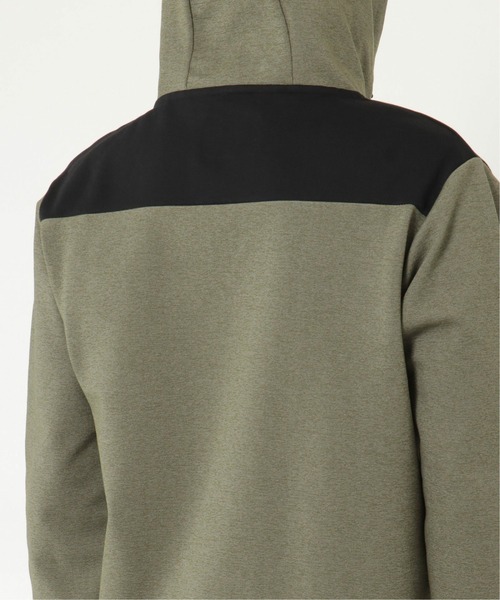 IKKA LOUNGE(イッカラウンジ)の「テックストレッチ切替ジップパーカー(パーカー・メンズ・スモークグレー/オリーブ・L/S/XL/M)」の22枚目の写真