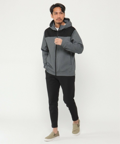 IKKA LOUNGE(イッカラウンジ)の「テックストレッチ切替ジップパーカー(パーカー・メンズ・スモークグレー/オリーブ・L/S/XL/M)」の8枚目の写真