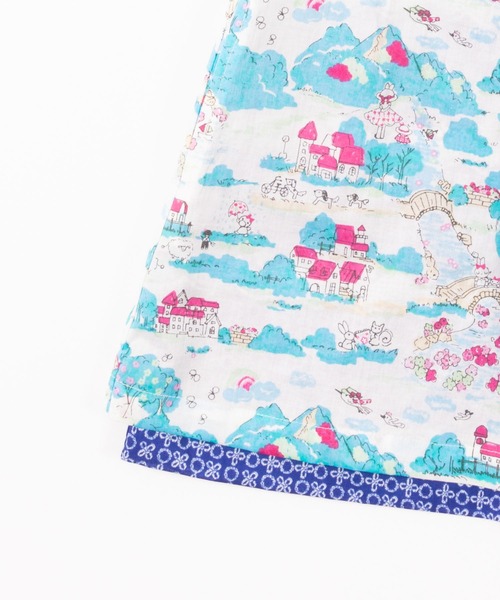 KP（ケーピー）の「おさんぽプリントとレースプリントのリバーシブルジャンパースカート(110-130cm)（ジャンパースカート・キッズ・オフホワイト/ピンク・110cm/120cm/130cm）」の3枚目の写真