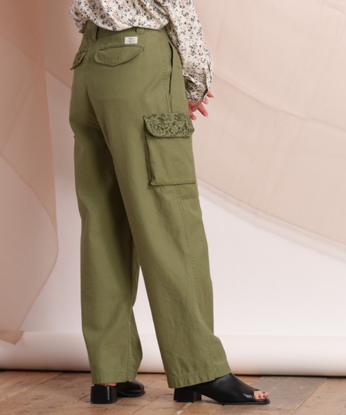 cepo（セポ）の「レースキリカエカーゴパンツ（カーゴパンツ・レディース・オフホワイト/オリーブ・M）」の2枚目の写真