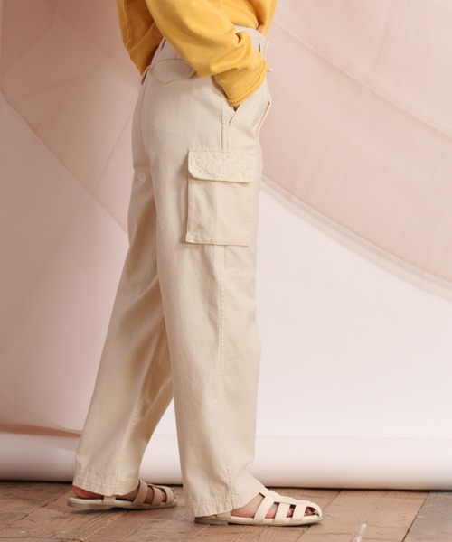 cepo（セポ）の「レースキリカエカーゴパンツ（カーゴパンツ・レディース・オフホワイト/オリーブ・M）」の3枚目の写真