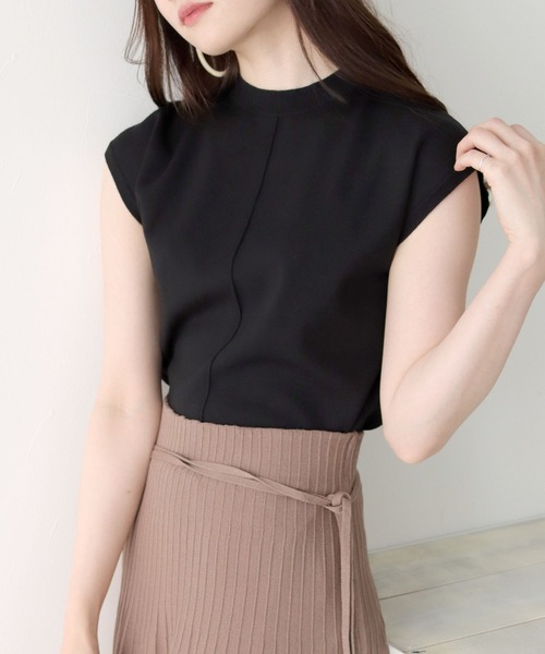 HER CLOSET(ハークローゼット)の「【cheriella】WEB限定イージーケアCOOLタッチセンターラインノースリーブサマーニット(ニット/セーター・レディース・ブラック/ブルー/ピンクベージュ/テラコッタ/ホワイト/グレイッシュベージュ・M)」の16枚目の写真