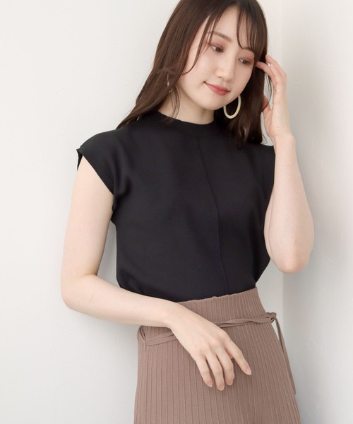 HER CLOSET(ハークローゼット)の「【cheriella】WEB限定イージーケアCOOLタッチセンターラインノースリーブサマーニット(ニット/セーター・レディース・ブラック/ブルー/ピンクベージュ/テラコッタ/ホワイト/グレイッシュベージュ・M)」の18枚目の写真