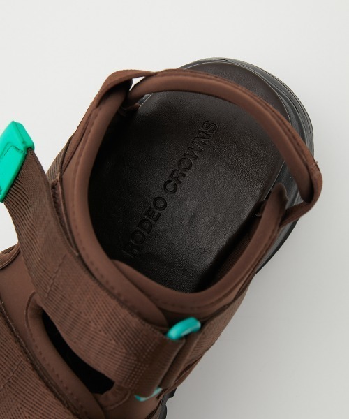 RODEO CROWNS WIDE BOWL(ロデオクラウンズワイドボウル)の「HOLD SPORTS SANDALS(サンダル・レディース・ブラウン/ブラック/オフホワイト・LARGE/MEDIUM)」の22枚目の写真