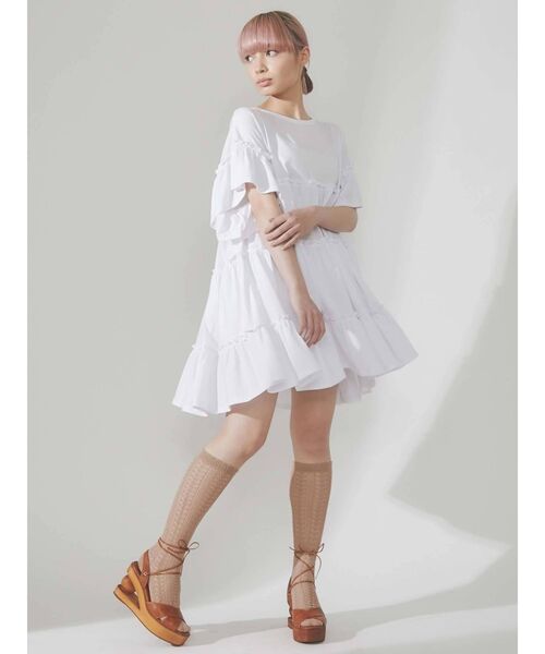 merry jenny（メリージェニー）の「カットティアードミニワンピース（ワンピース・レディース・オフホワイト/ブラック/グリーン・FREE）」の6枚目の写真