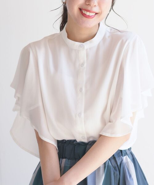 rps（アールピーエス）の「フレアースリーブバンドカラーブラウス（シャツ/ブラウス・レディース・オフホワイト/ブラック/グレイッシュブルー/ライトグレー/ダークグリーン・M）」の2枚目の写真